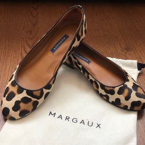 Margaux “The Classic” in Leopard Haircalf 38W